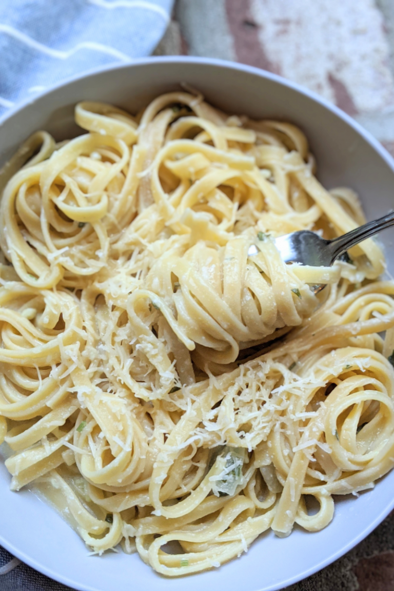 vegan white wine pasta sauce recipe healthy gluten free dairy free vegetarian meatless monday veganuary