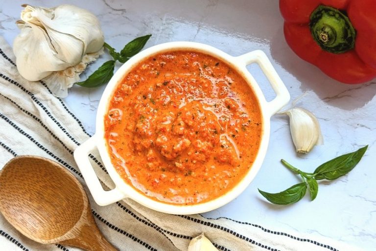 roasted pepper pesto sauce recipe pesto without tomatoes pesto without cheese pesto with bell peppers in a garlicky and olive oil saue