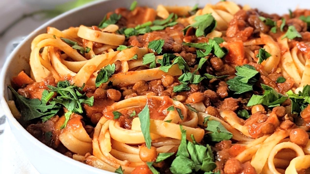 vegan bolognese how to make a lentil bolognese vegan no salt added lentil bolognese low sodium healthy no salt tomato sauce vegan gluten free 